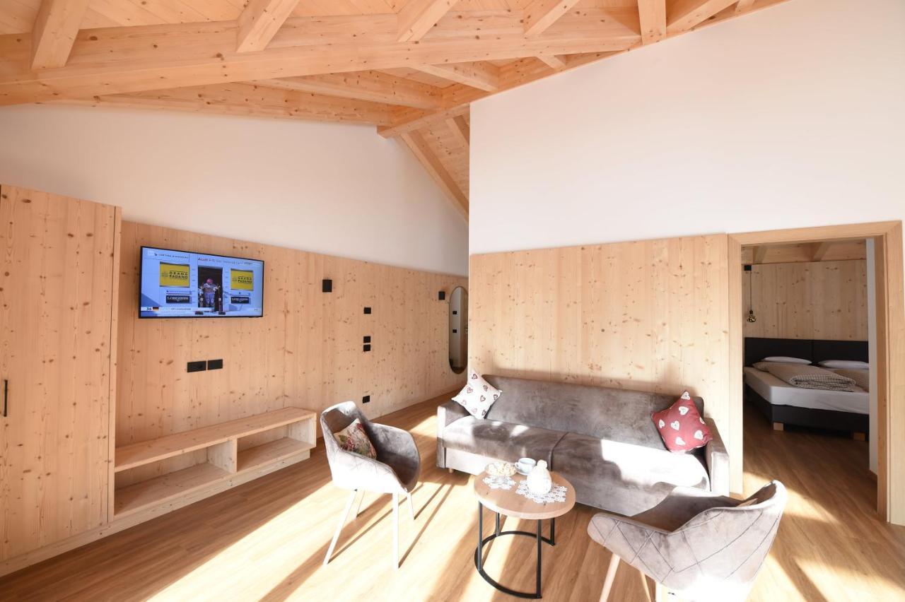 Les Ciases Chalets Dolomites St. Vigil Exterior foto