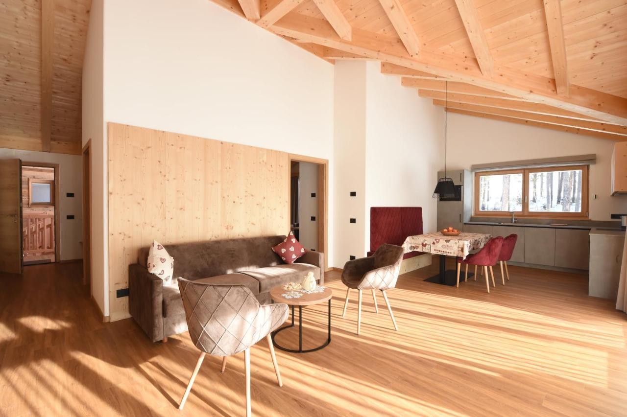 Les Ciases Chalets Dolomites St. Vigil Exterior foto